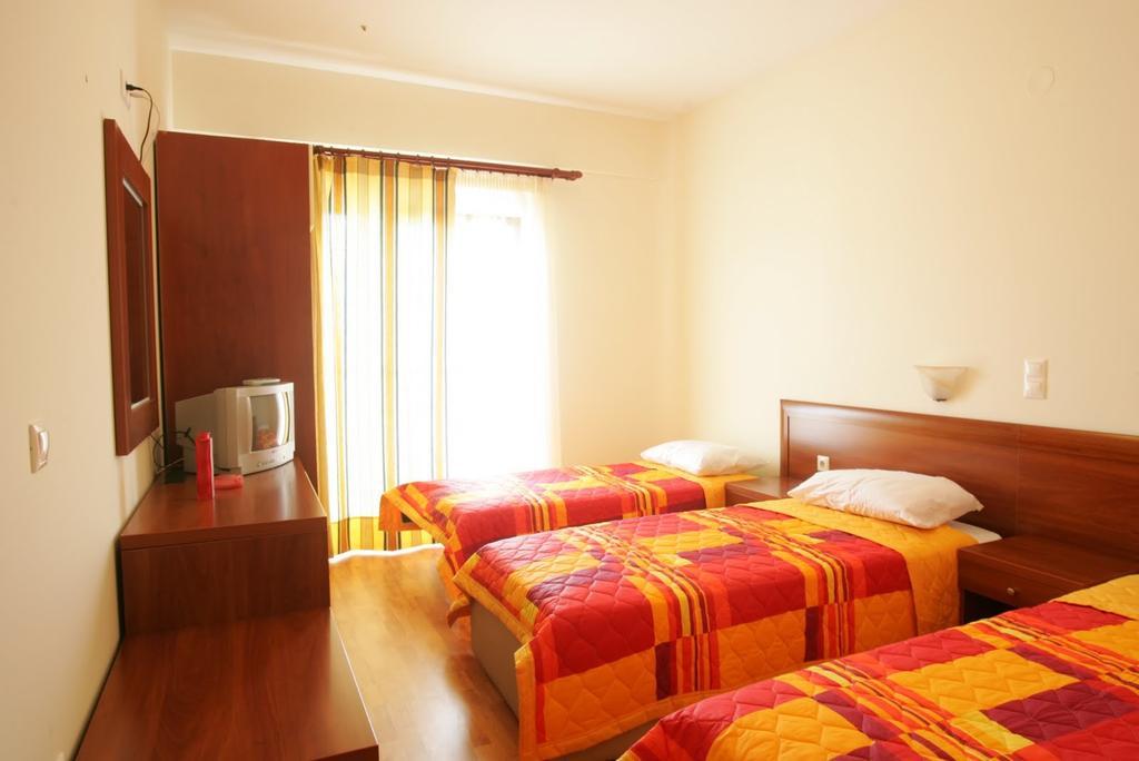 Hotel Metropole Leptokarya  Room photo