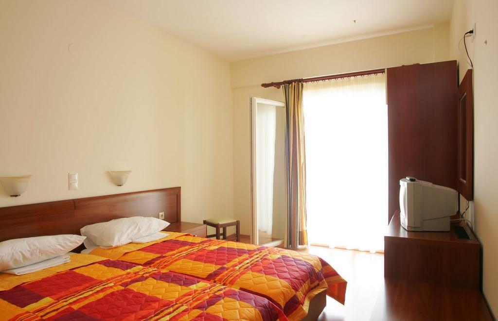 Hotel Metropole Leptokarya  Room photo